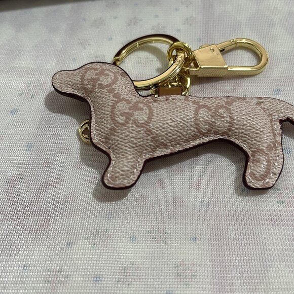 Gucci GG Emblem Series Dachshund Keychain - Picture 2 of 8
